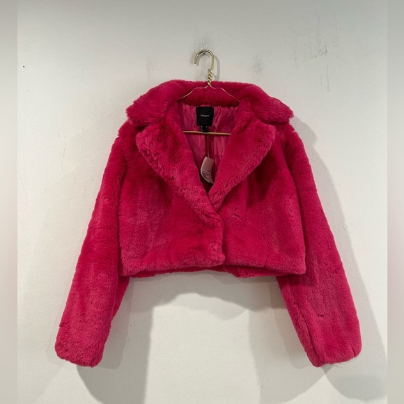 Forever 21 Jackets & Blazers - Forever 21 PINK Faux Fur Cozy Jacket
Brand New Womans Size M